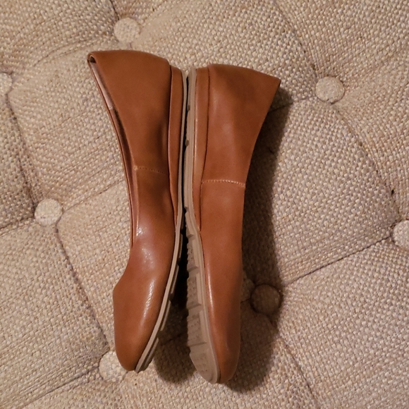 Perfect condition American Rag flats sz 6 - Picture 4 of 6